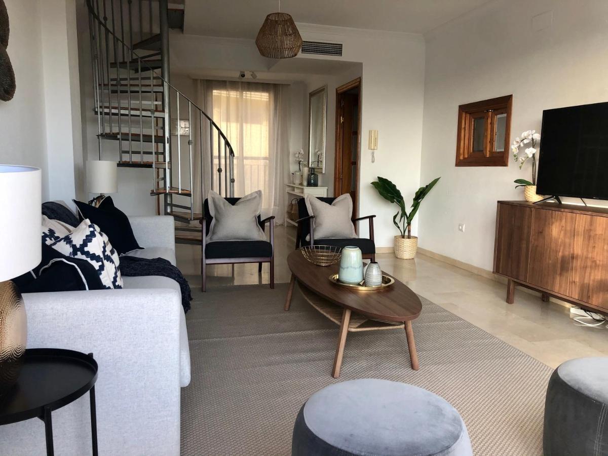 Luxurious Duplex Penthouse With Golf And Sea Views Apartman Benalmádena Kültér fotó