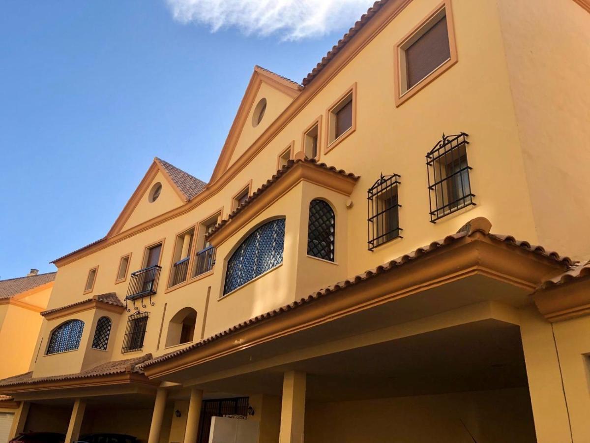 Luxurious Duplex Penthouse With Golf And Sea Views Apartman Benalmádena Kültér fotó